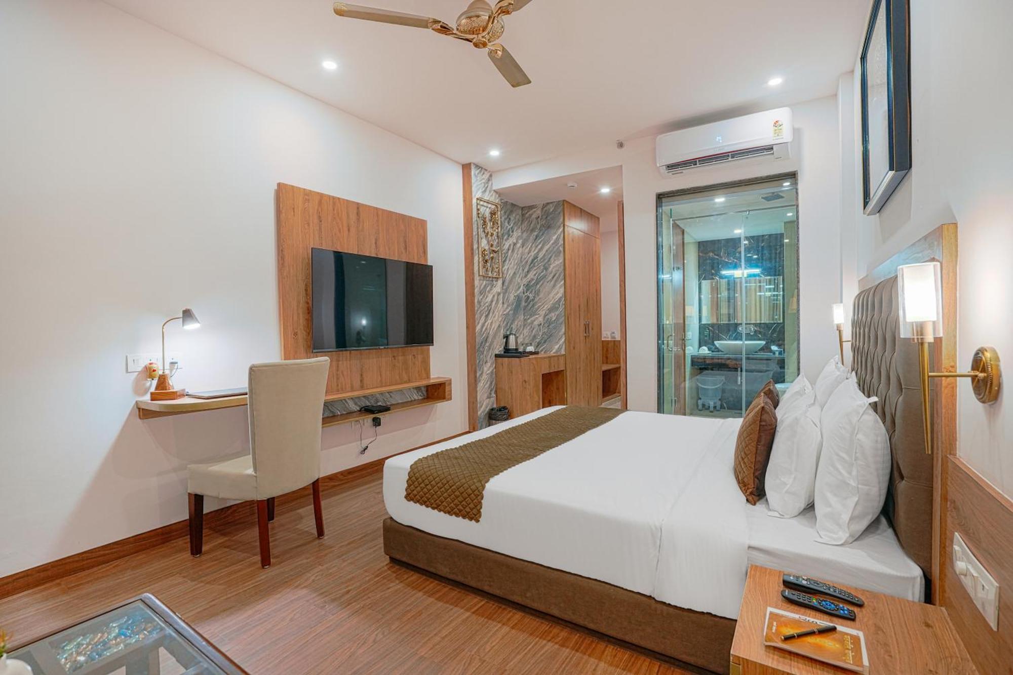 The Sanawar Heights I Kasauli I New Property ภายนอก รูปภาพ