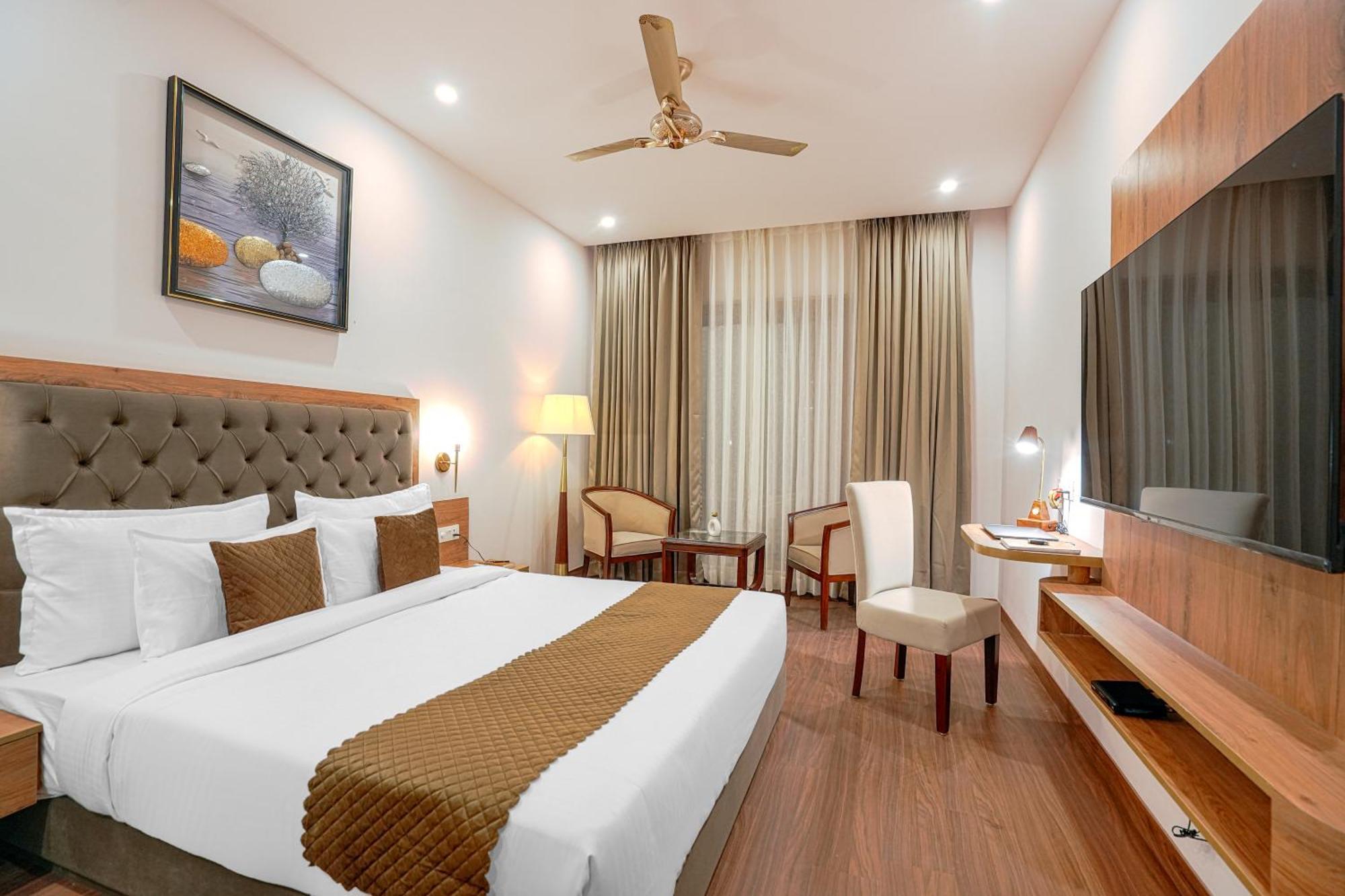 The Sanawar Heights I Kasauli I New Property ภายนอก รูปภาพ